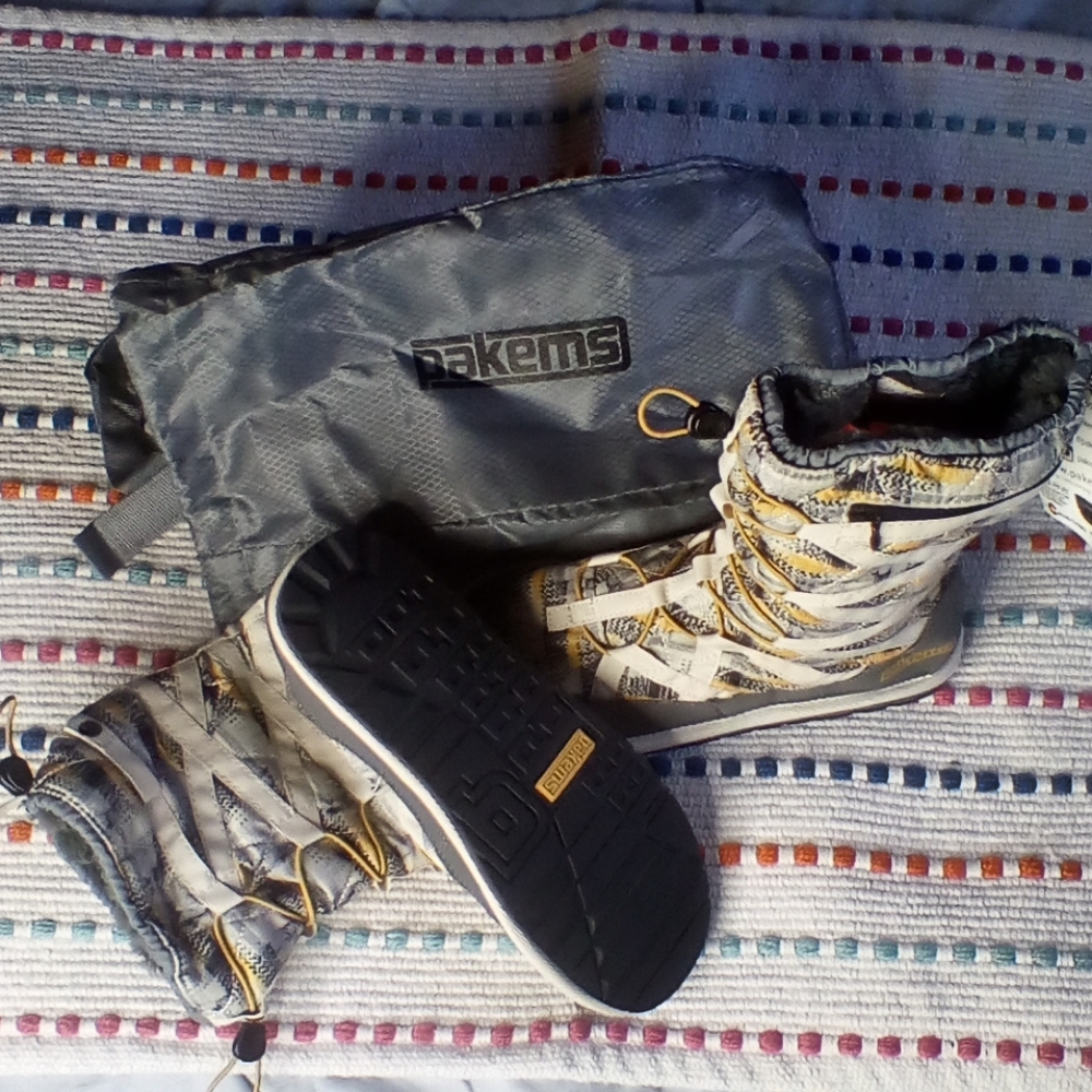 Pakems packable shoes size 6